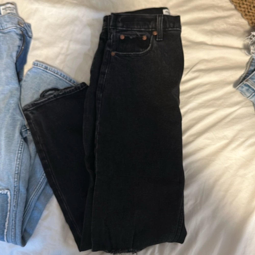 Abercrombie Ankle Straight Ultra High Rise